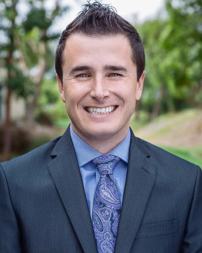 headshot-portrait-photographer-16-1784221851971.webp